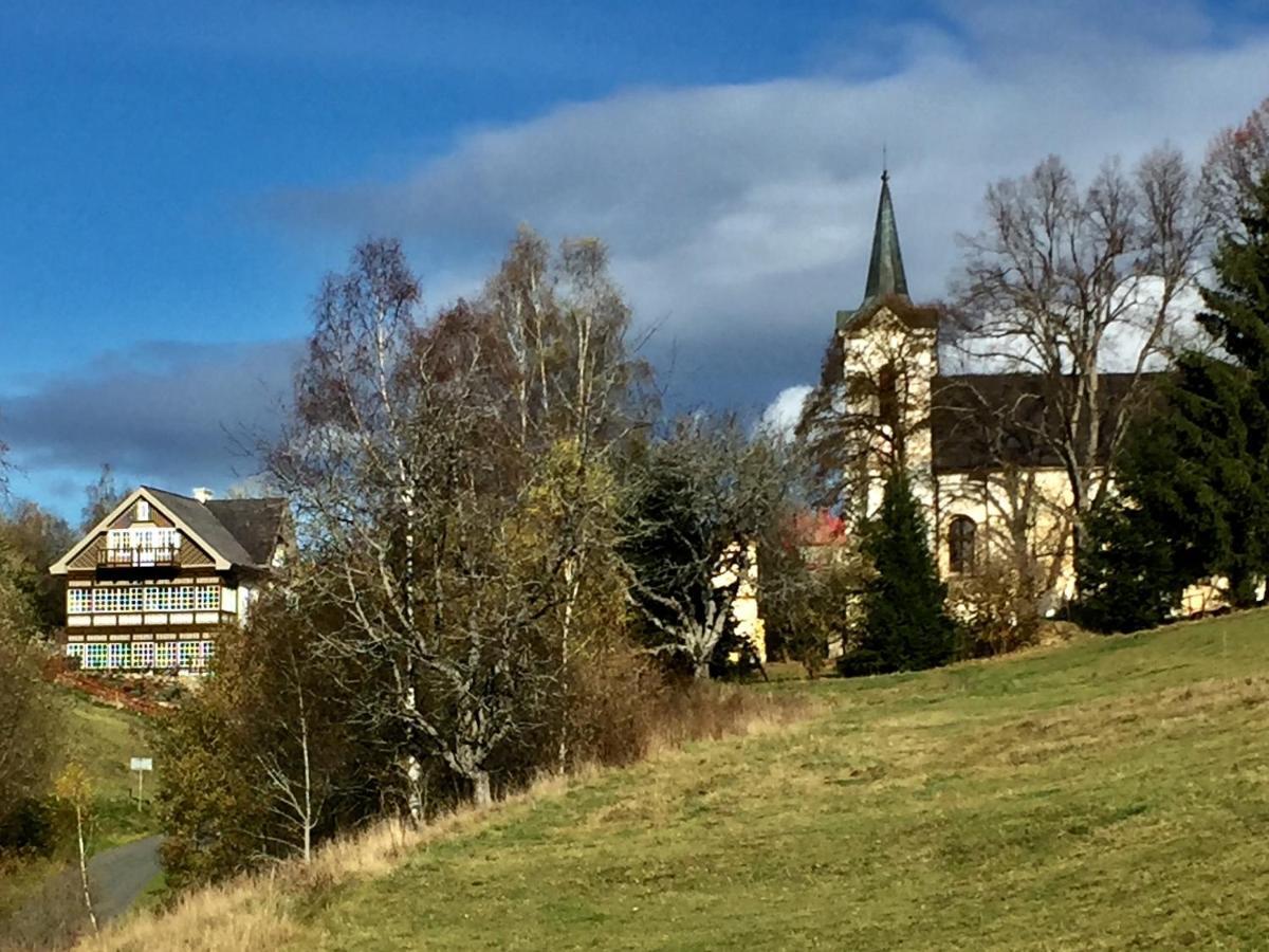 Pension GRANTL Kasperske Hory Bagian luar foto